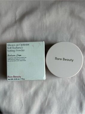 RARE BEAUTY Setting Powder